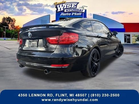 Used 2016 BMW 335i Gran Turismo xDrive image 9
