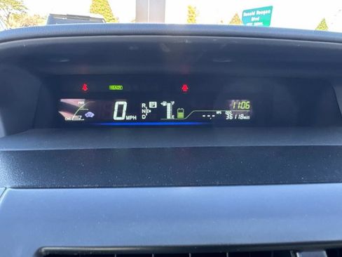 Used 2013 Toyota Prius V Three image 29