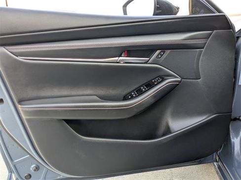 Used 2025 MAZDA MAZDA3 s image 11