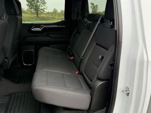 Used 2022 GMC Sierra 1500 Elevation image 37