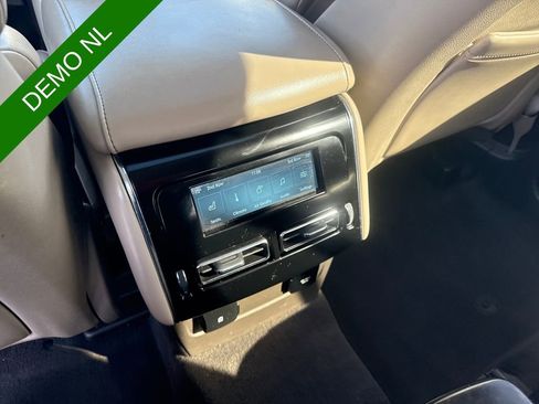 Used 2023 Lincoln Aviator Grand Touring w/ Equipment Group 301A AWD/4WD image 14