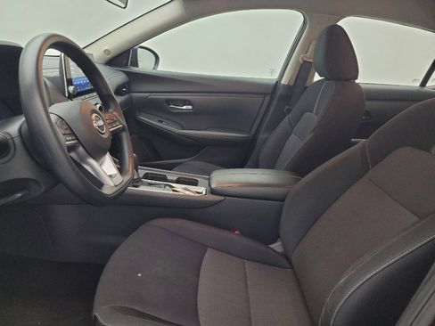 Used 2025 Nissan Sentra SV FWD image 17
