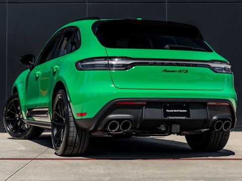 New 2026 Porsche Macan GTS image 3