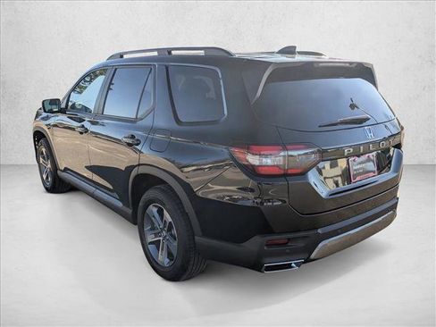 New 2026 Honda Pilot EX-L image 8