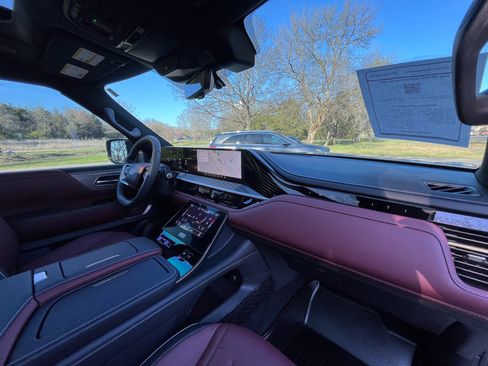 Used 2026 INFINITI QX80 Autograph w/ Premium Cargo Package image 19