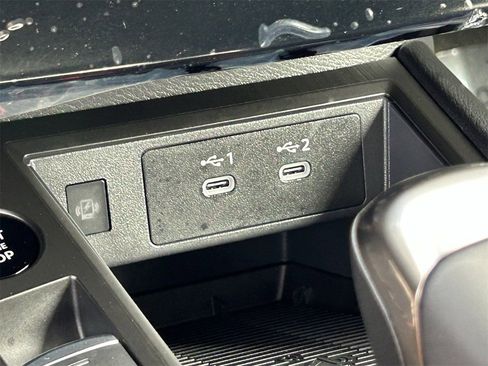 New 2026 Nissan Kicks SR FWD image 26