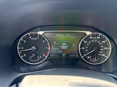 Used 2024 Nissan Altima 2.5 SR w/ SR Premium Package FWD image 13