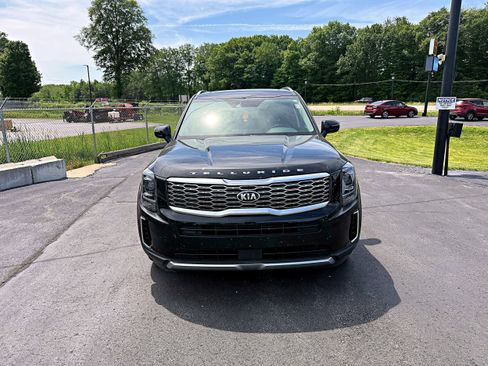 Used 2020 Kia Telluride EX AWD/4WD image 4