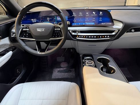 New 2026 Cadillac Lyriq Sport image 4