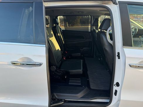 Used 2024 Honda Odyssey EX-L image 32