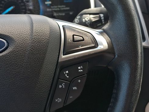 Used 2021 Ford Edge SEL w/ Convenience Package AWD/4WD image 22