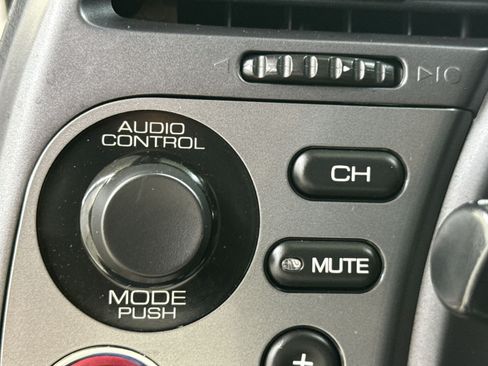 Used 2003 Honda S2000 image 42