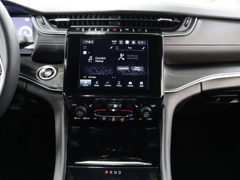 Certified 2023 Jeep Grand Cherokee Altitude image 22