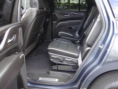 Used 2021 Cadillac Escalade Sport w/ Driver Assist Tech Package AWD/4WD image 13