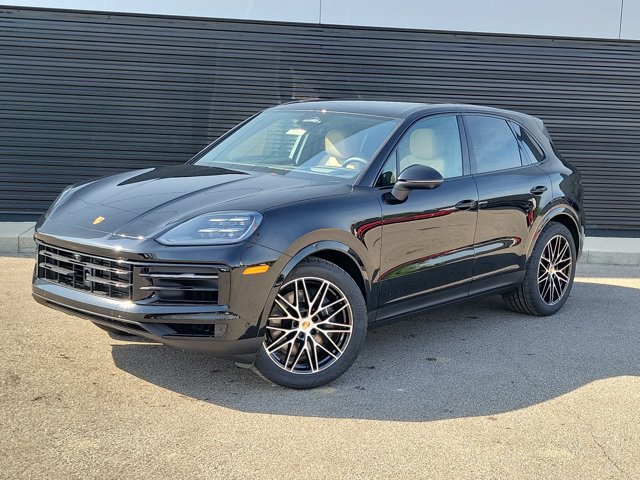 Used 2026 Porsche Cayenne AWD/4WD image 1