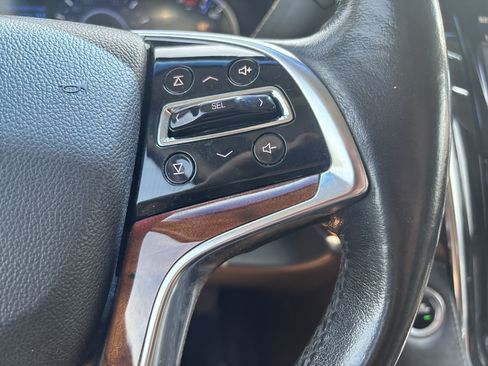 Used 2016 Cadillac Escalade ESV Luxury AWD/4WD image 27