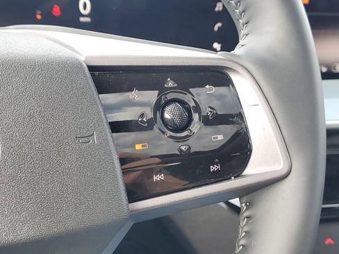 Certified 2025 Nissan Murano SL image 11