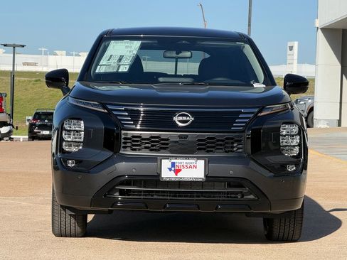 New 2026 Nissan Rogue SL image 3