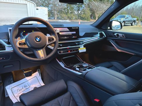 New 2026 BMW X5 xDrive40i w/ M Sport Package image 11