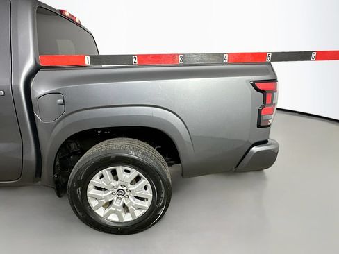 Used 2023 Nissan Frontier SV AWD/4WD image 38