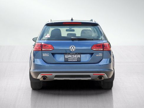 Used 2017 Volkswagen Golf Alltrack S AWD/4WD image 4