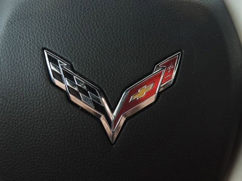 Used 2015 Chevrolet Corvette Stingray Coupe RWD image 26