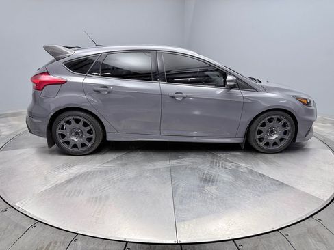 Used 2016 Ford Focus RS AWD/4WD image 4
