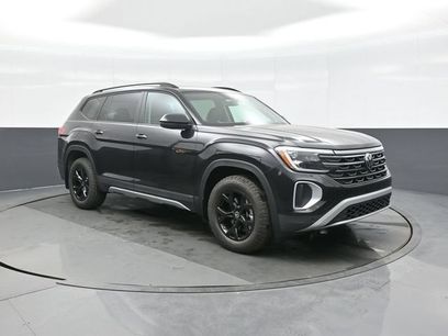 New 2026 Volkswagen Atlas Peak Edition