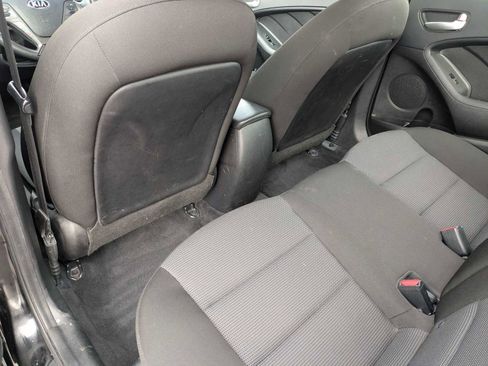 Used 2017 Kia Forte LX image 18