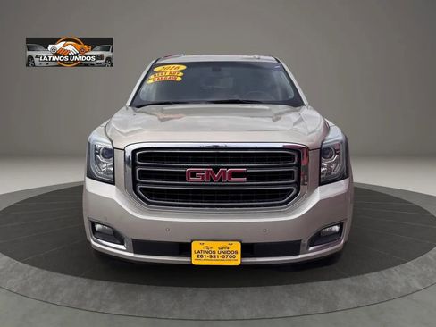 Used 2016 GMC Yukon XL SLE w/ Convenience Package image 2