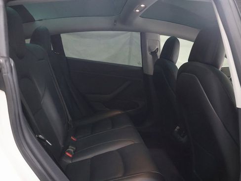 Used 2018 Tesla Model 3 Long Range RWD image 13