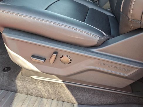 New 2025 Ford F150 Lariat w/ Equipment Group 501A Mid image 11