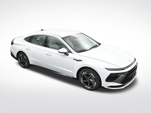 New 2026 Hyundai Sonata SEL FWD image 24