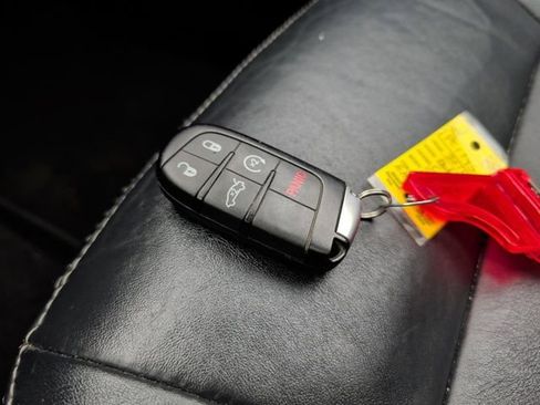 Used 2014 Dodge Charger SXT Plus image 36