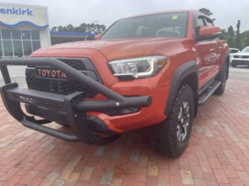 Used 2016 Toyota Tacoma TRD Off-Road w/ Towing Package AWD/4WD image 1