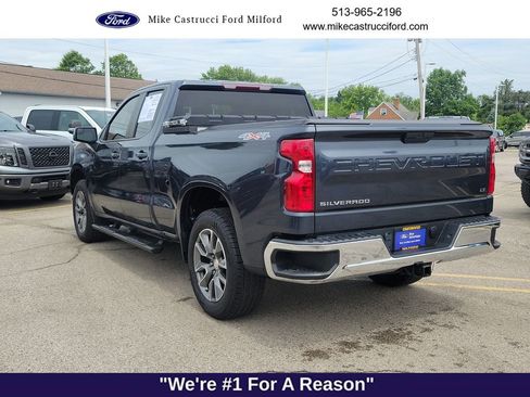 Used 2022 Chevrolet Silverado 1500 LT AWD/4WD image 3