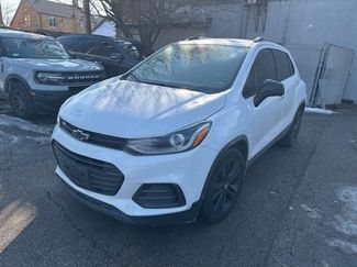 Used 2018 Chevrolet Trax LT w/ Sun & Sound Package video 1