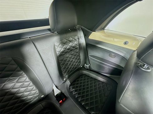 Used 2019 Volkswagen Beetle 2.0T SE image 14