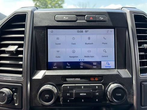 Used 2022 Ford F250 XLT w/ XLT Premium Package AWD/4WD image 44