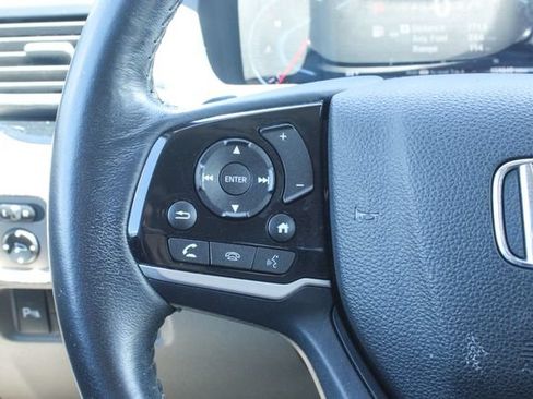 Used 2019 Honda Pilot Touring image 25