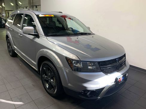 Used 2018 Dodge Journey Crossroad w/ Popular Equipment Group image 2
