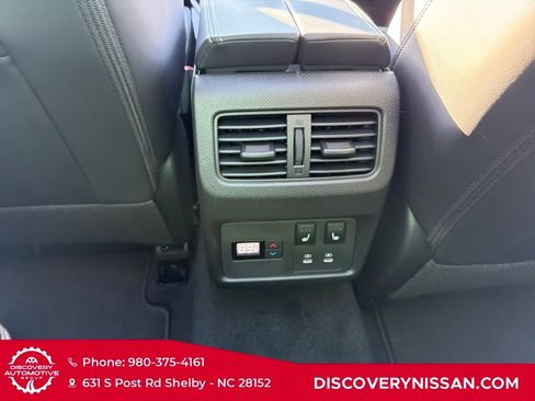 New 2026 Nissan Rogue Platinum w/ Tech Package AWD/4WD image 32