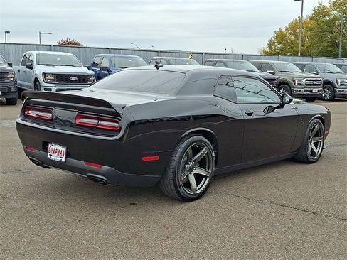 Used 2022 Dodge Challenger SRT Hellcat Redeye image 6
