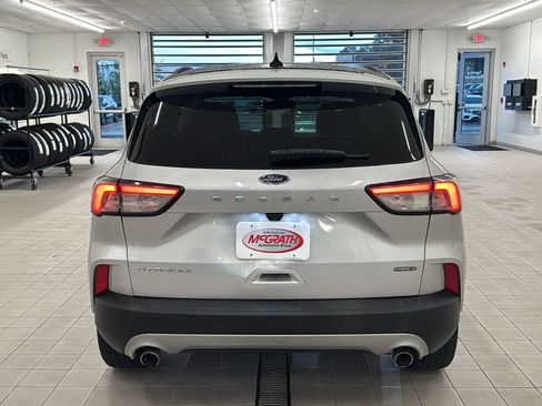 Used 2020 Ford Escape Titanium AWD/4WD image 6