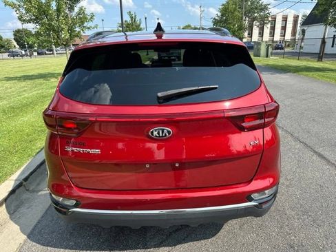 Used 2020 Kia Sportage EX w/ Option Group 15 AWD/4WD image 18