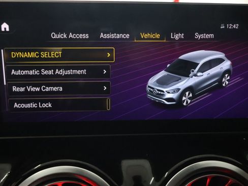 Used 2021 Mercedes-Benz GLA 250 GLA 250 w/ Premium Package image 23