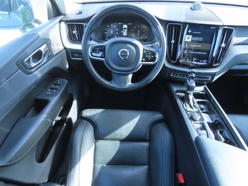 Used 2018 Volvo XC60 T6 Inscription w/ Luxury Seat Package AWD/4WD image 5