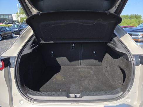 Used 2023 MAZDA CX-30 AWD 2.5 S w/ Premium Package image 12