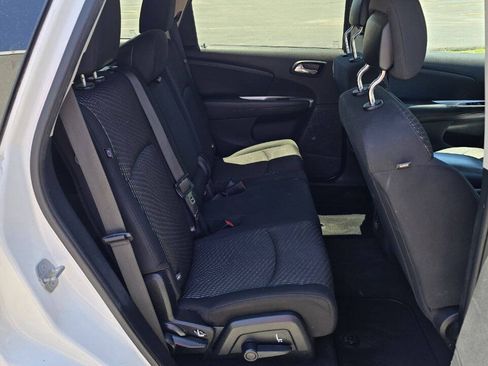 Used 2014 Dodge Journey SXT FWD image 13