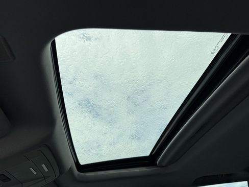 Used 2020 GMC Yukon Denali image 16